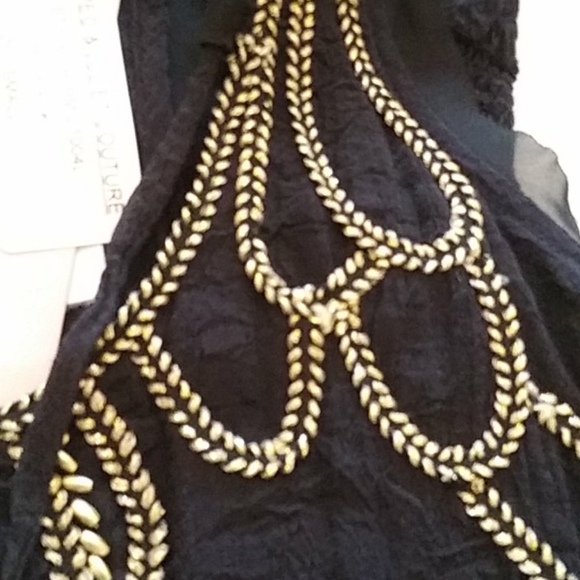 Romeo & Juliet Couture. - Picture 7 of 7